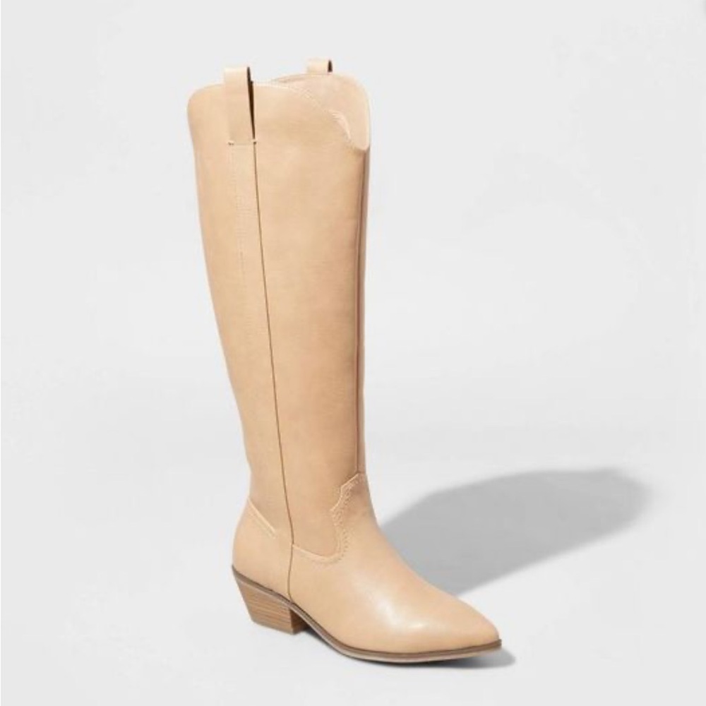 UNIVERSAL THREAD - Women’s Sommer Western Boots.